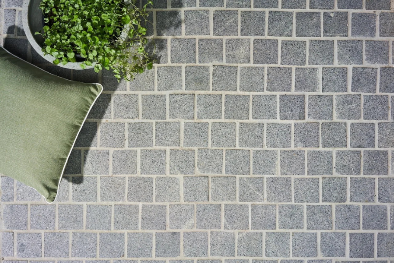 Regent exfoliated natural stone cobblestones outdoor pathway