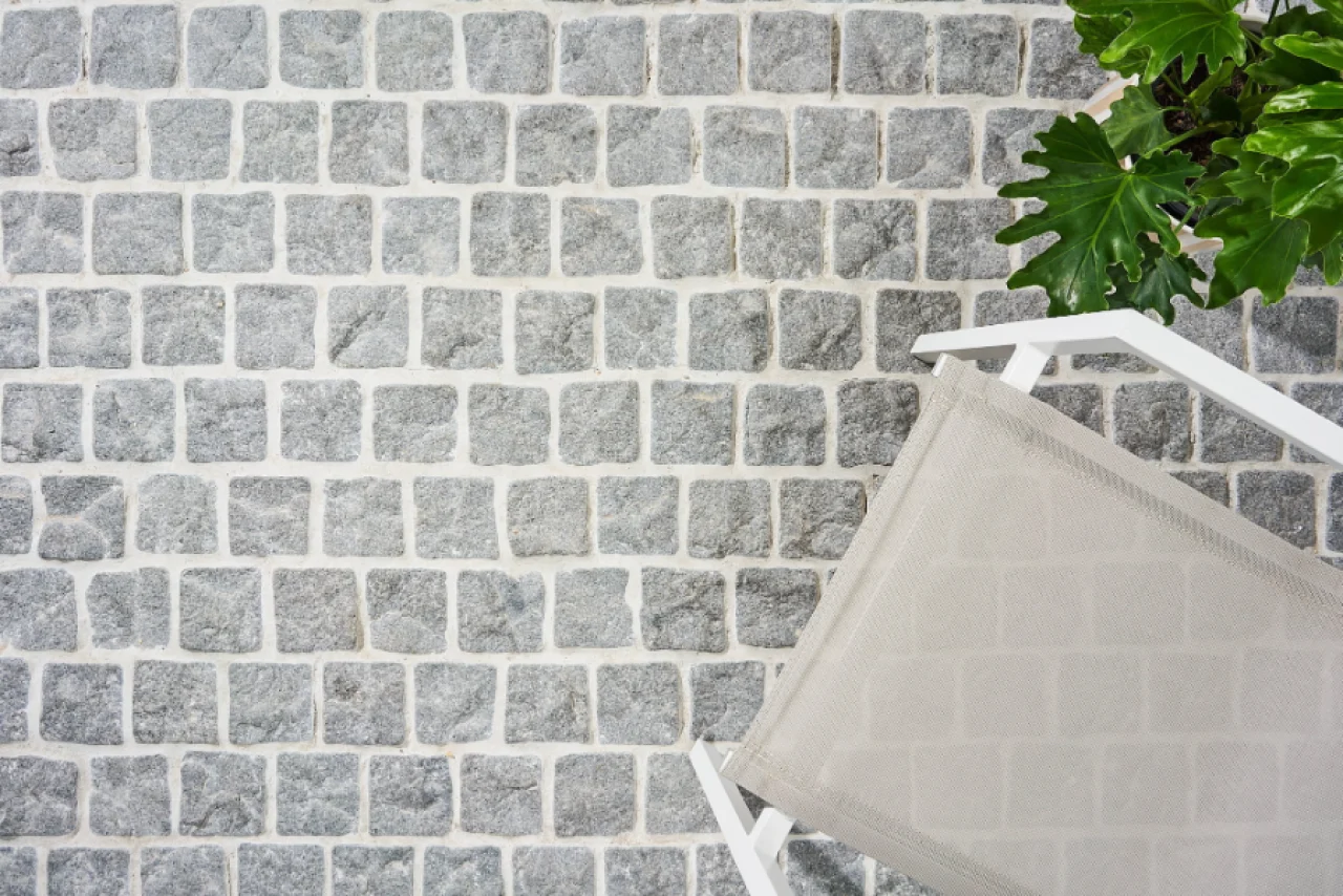 Regent hand-cut natural stone cobblestones traditional outdoor paving