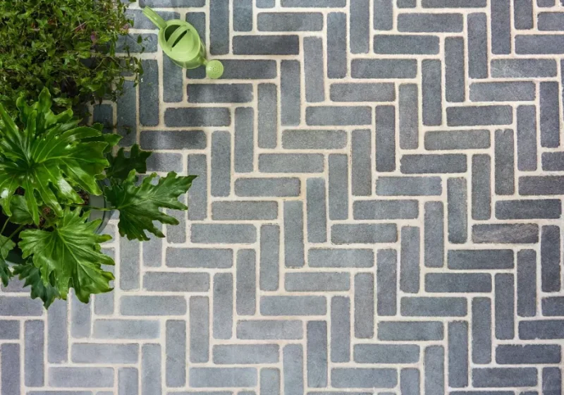 Regent natural stone cobblestones herringbone pattern outdoor installation